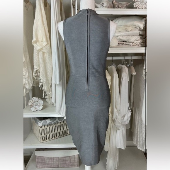 Venus grey metallic dress - Picture 2 of 5